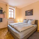 Stadtgut Moelkau & Apartman *