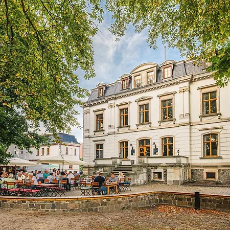 Apartman Stadtgut Moelkau & *