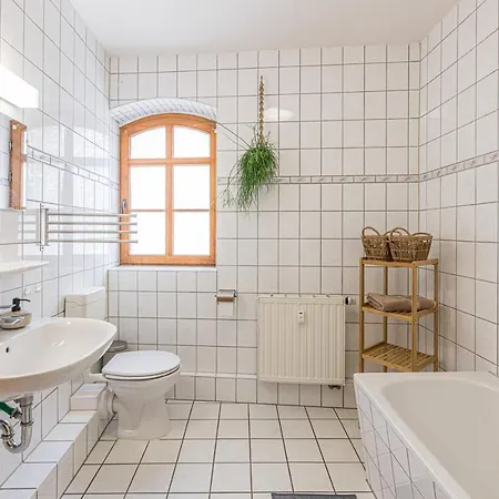 Apartman Stadtgut Moelkau & *